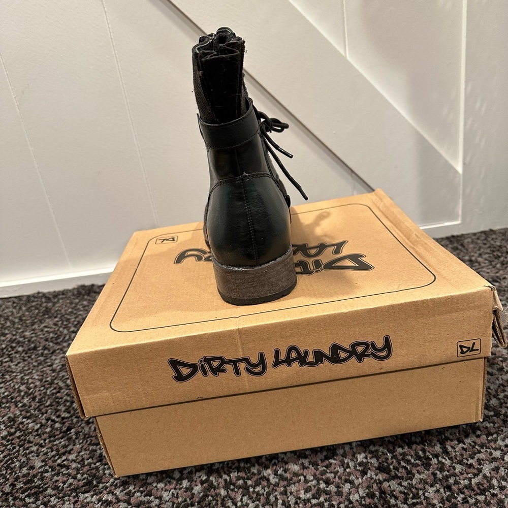 Dirty laundry boots. They are a size 8 and run a little big.